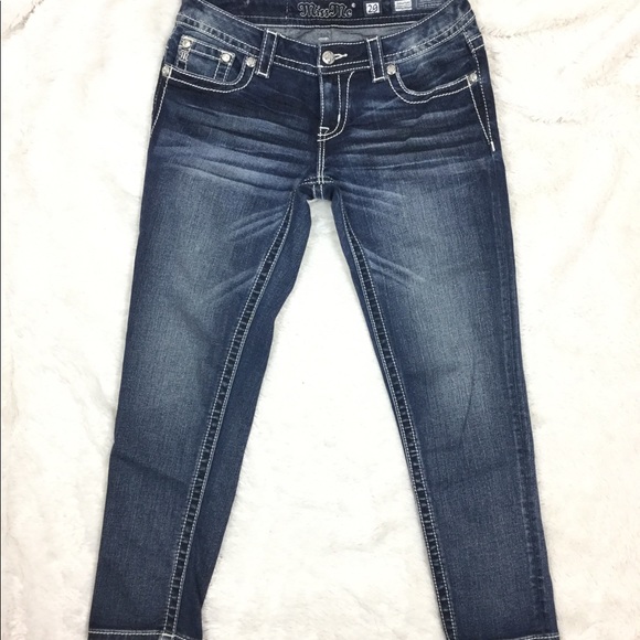 SOLD❌Miss Me Signature ankle skinny jeans - Picture 3 of 8